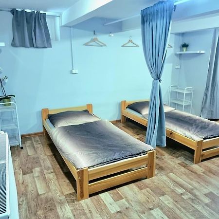 Simple Apartment Near Hockey & Football Arena 布拉迪斯拉发 外观 照片