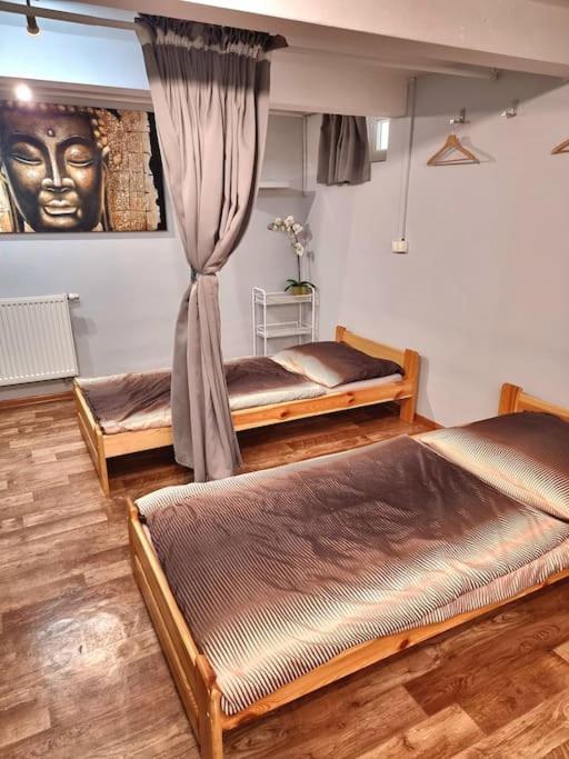 Simple Apartment Near Hockey & Football Arena 布拉迪斯拉发 外观 照片